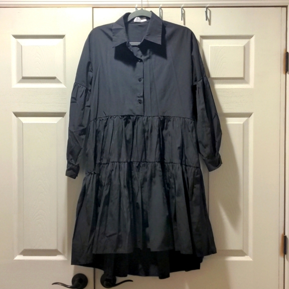 OAK + FORT Dresses & Skirts - OAK + FORT Black Long Sleeved Oversized Tiered Dress Women’s Small